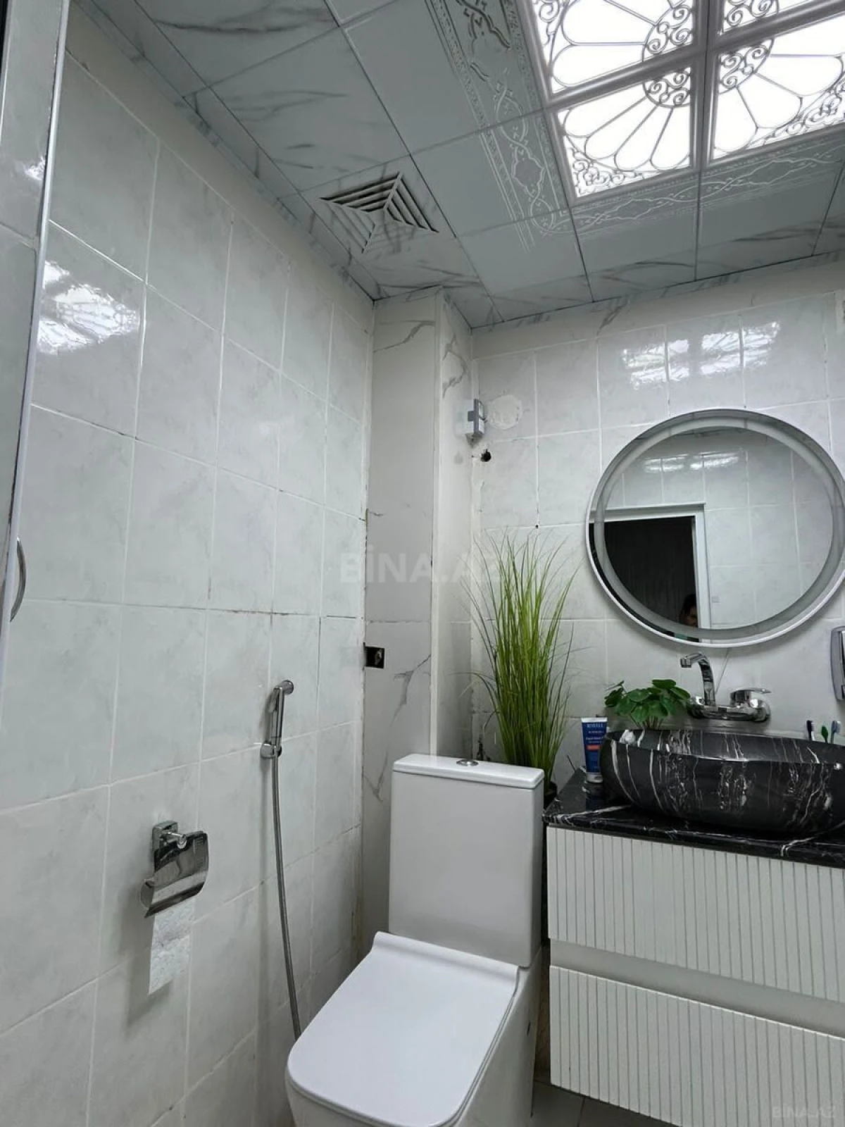 Satılır 2 otaqlı mənzil 60 m²