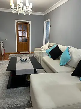 Satılır 2 otaqlı mənzil 60 m²