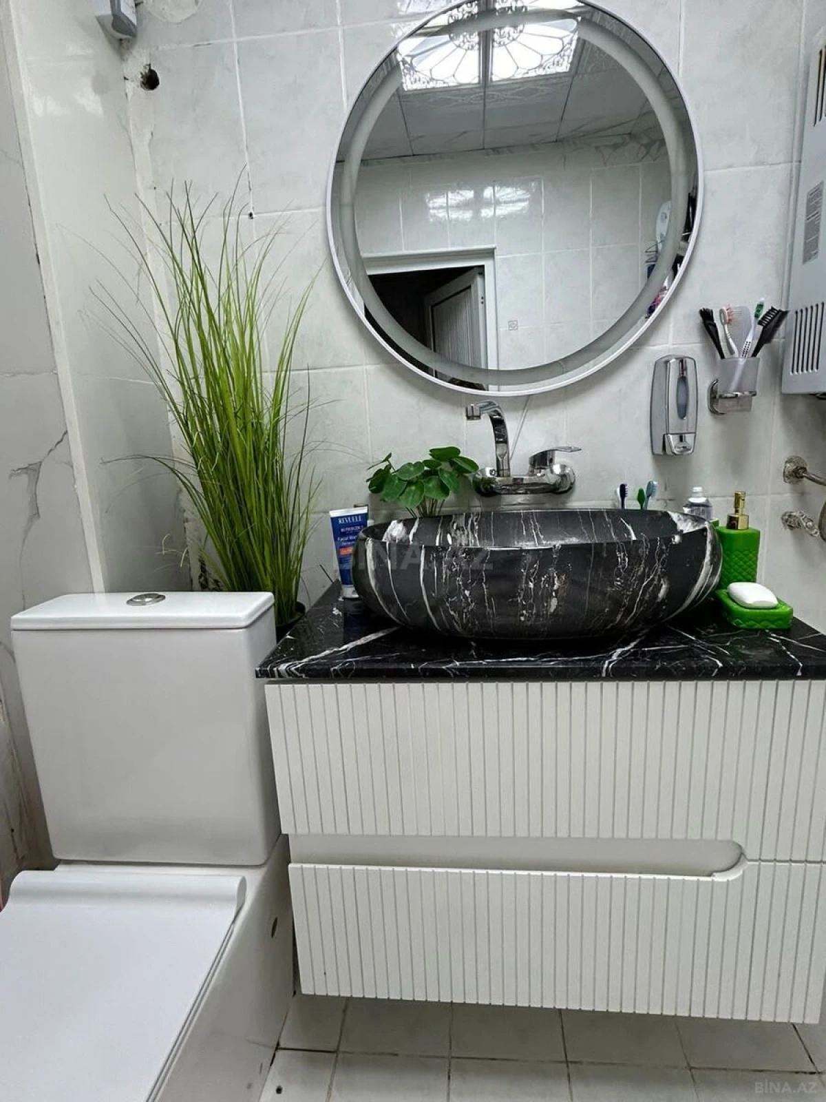 Satılır 2 otaqlı mənzil 60 m²