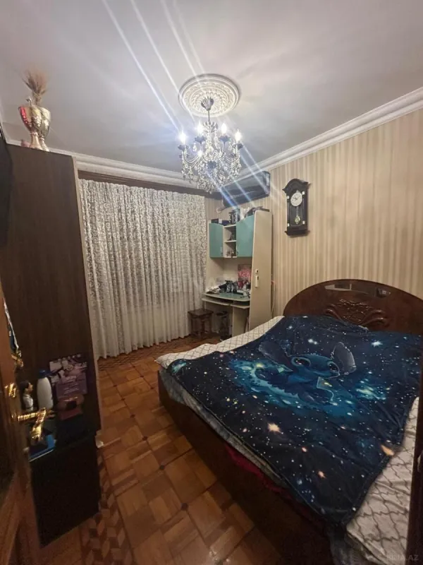 Satılır 4 otaqlı mənzil 100 m²