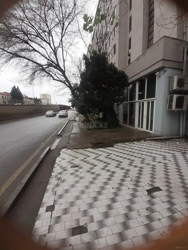 Satılır obyekt 167 m²