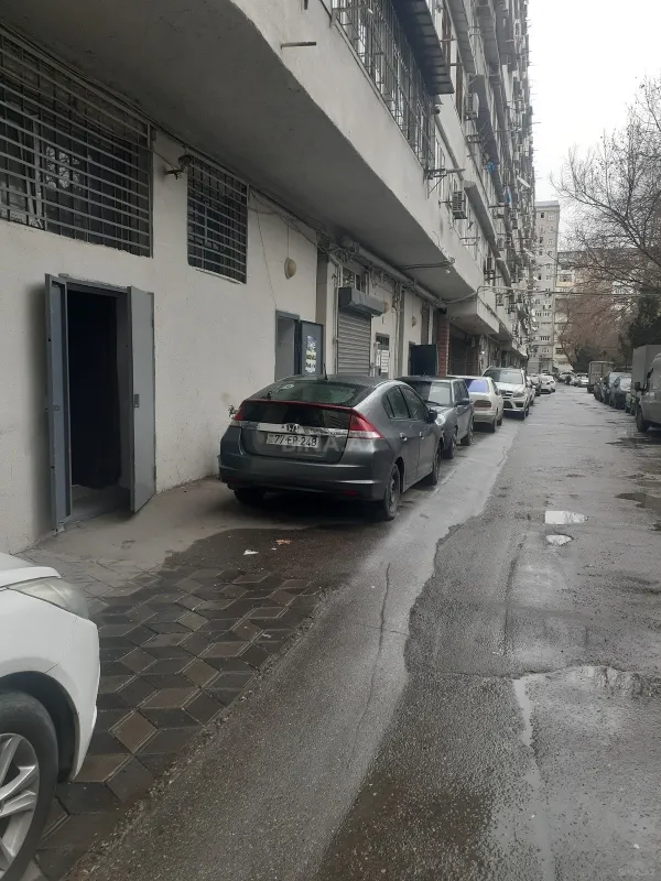 Satılır obyekt 167 m²