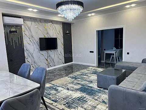 Satılır 3 otaqlı mənzil 108 m²