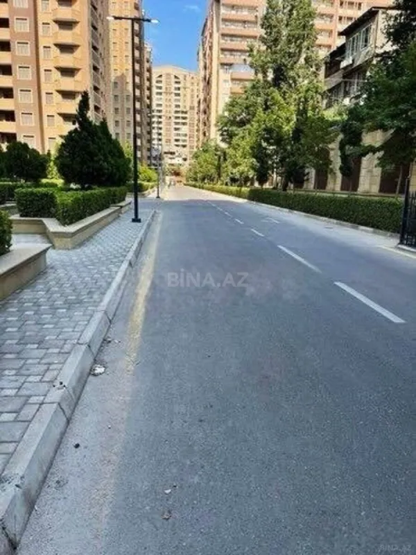 Satılır 3 otaqlı mənzil 108 m²
