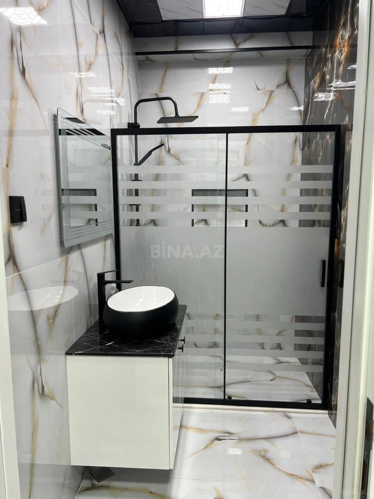 Satılır 3 otaqlı mənzil 108 m²