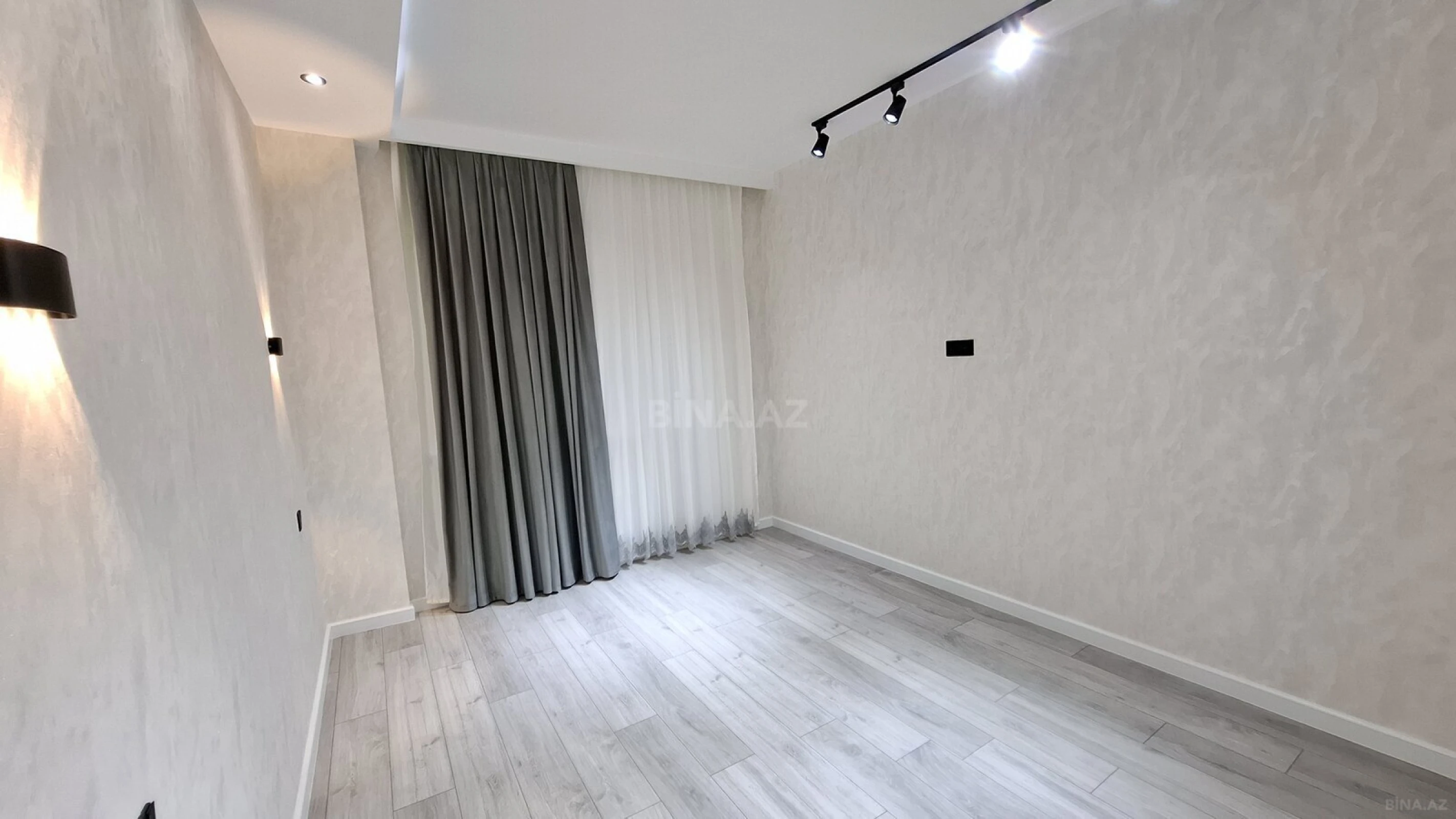 Satılır 3 otaqlı mənzil 75 m²