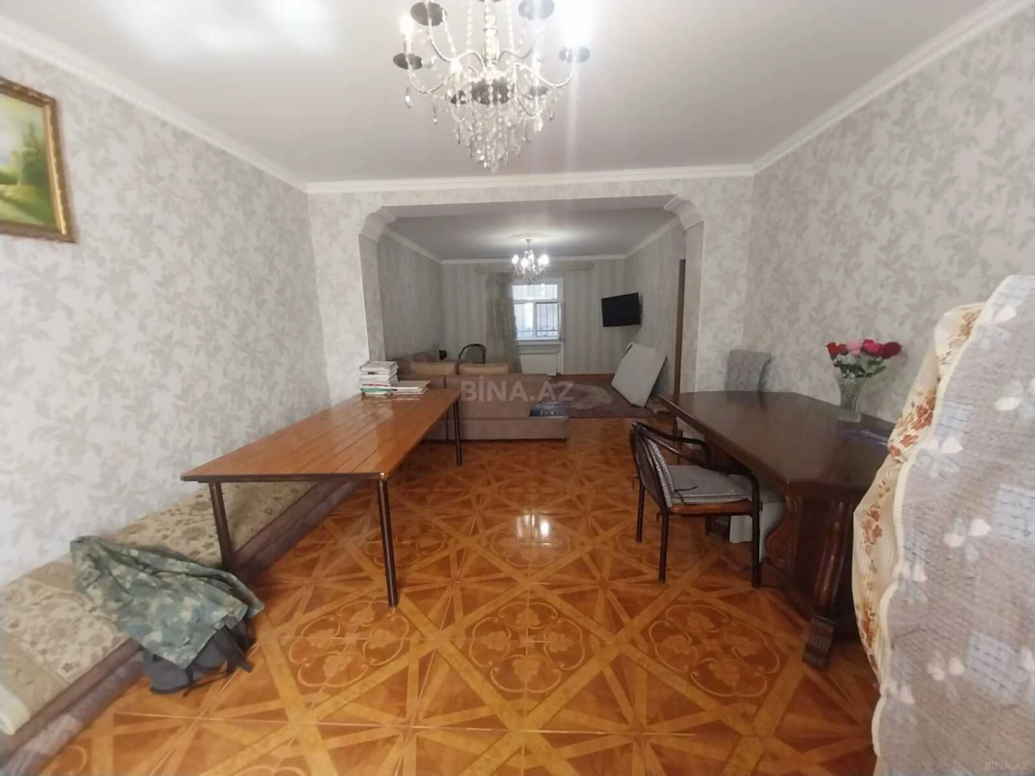 Satılır 7 otaqlı həyət evi 600 m²