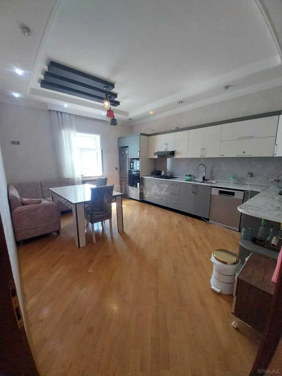 Satılır 7 otaqlı həyət evi 600 m²