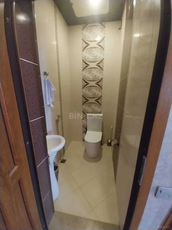 Satılır 7 otaqlı həyət evi 600 m²