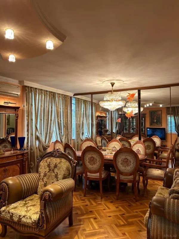 Satılır 3 otaqlı mənzil 95 m²