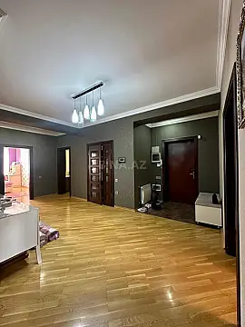 Satılır 4 otaqlı mənzil 160 m²