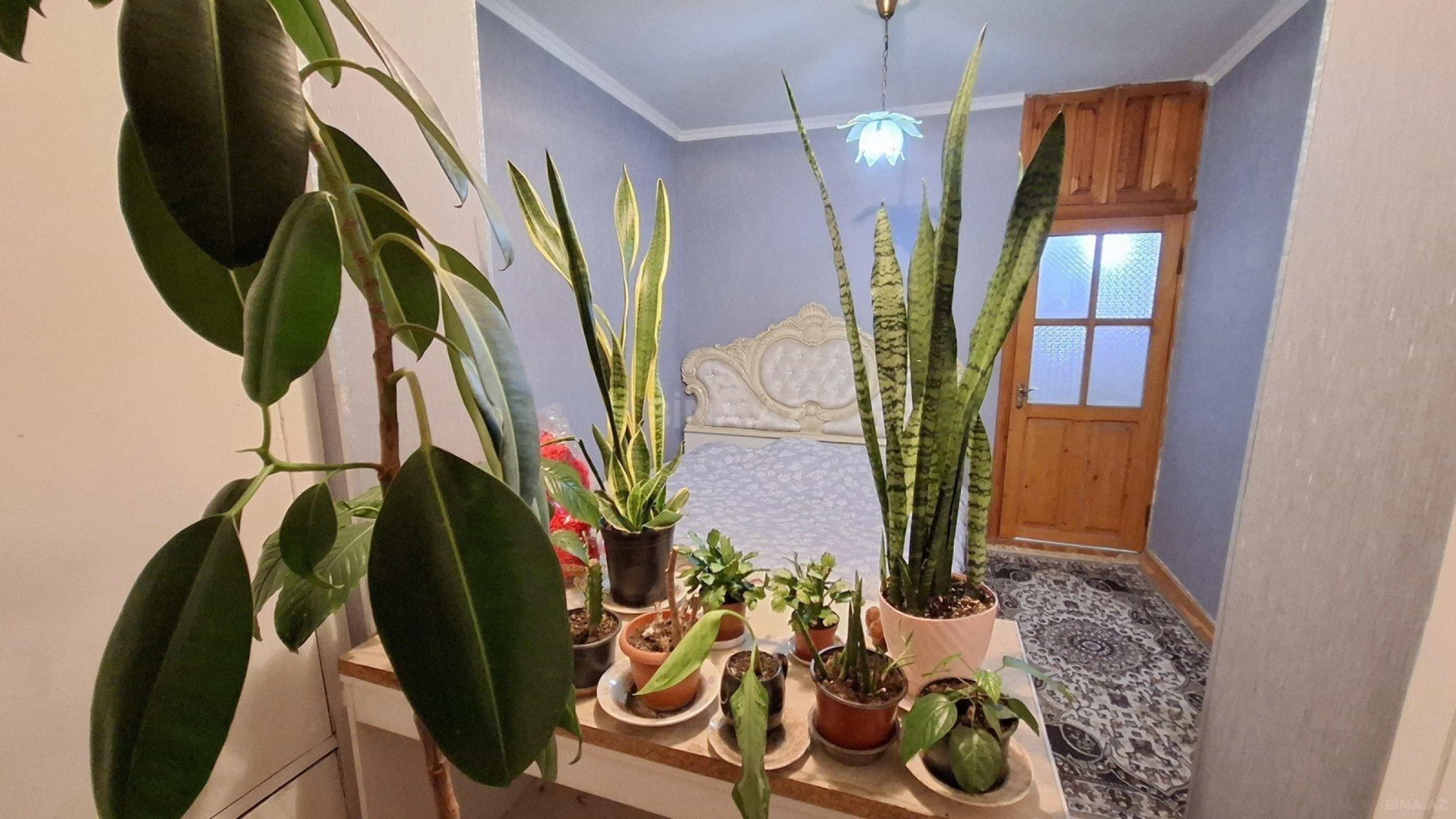 Satılır 4 otaqlı mənzil 100 m²