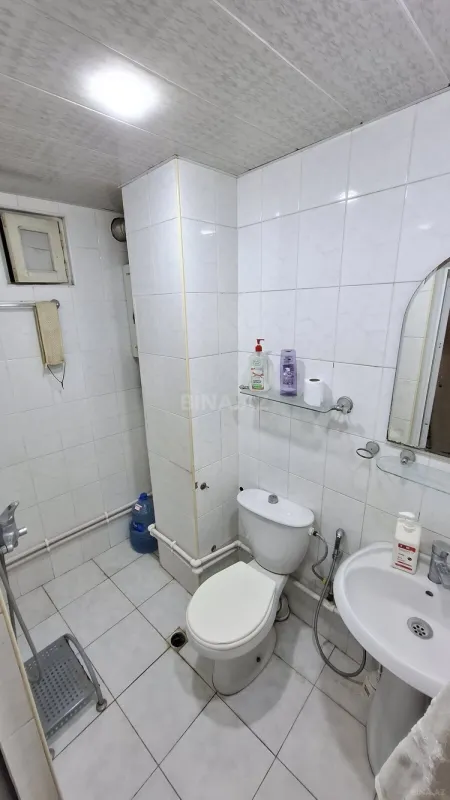 Satılır 4 otaqlı mənzil 100 m²
