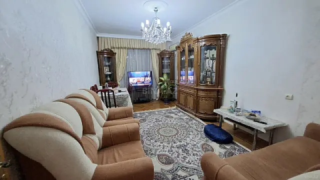 Satılır 4 otaqlı mənzil 100 m² — Bakı 4 otaq 100.00 m²