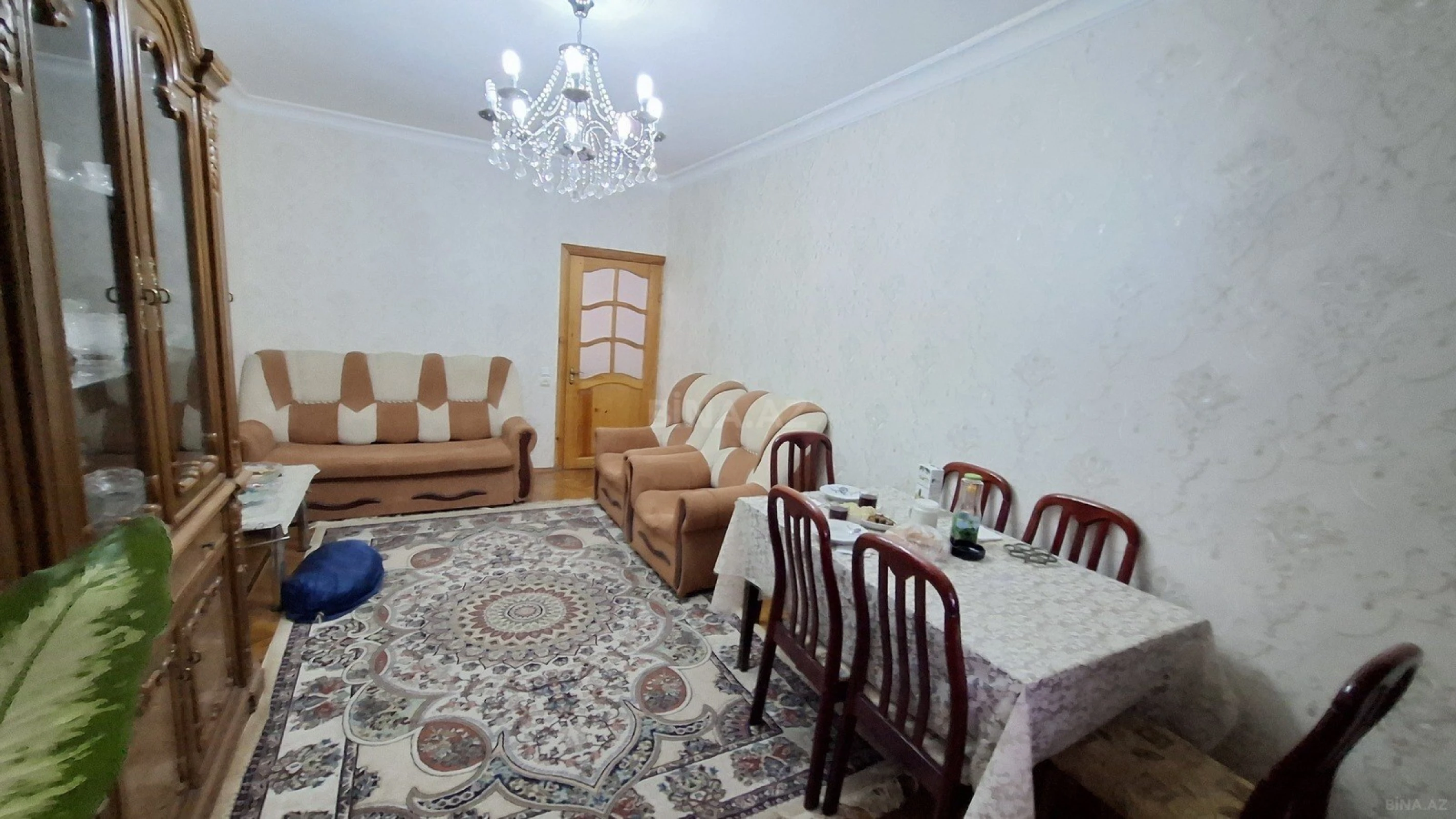 Satılır 4 otaqlı mənzil 100 m²