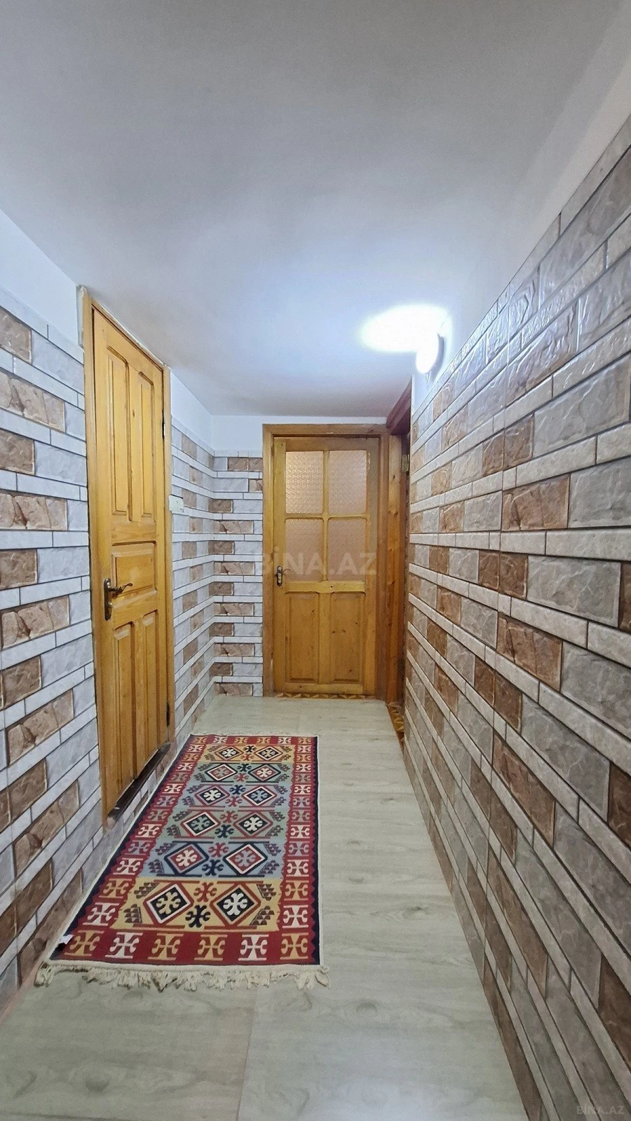 Satılır 4 otaqlı mənzil 100 m²