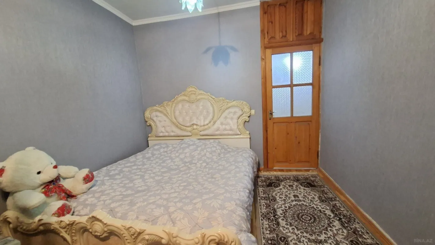 Satılır 4 otaqlı mənzil 100 m²