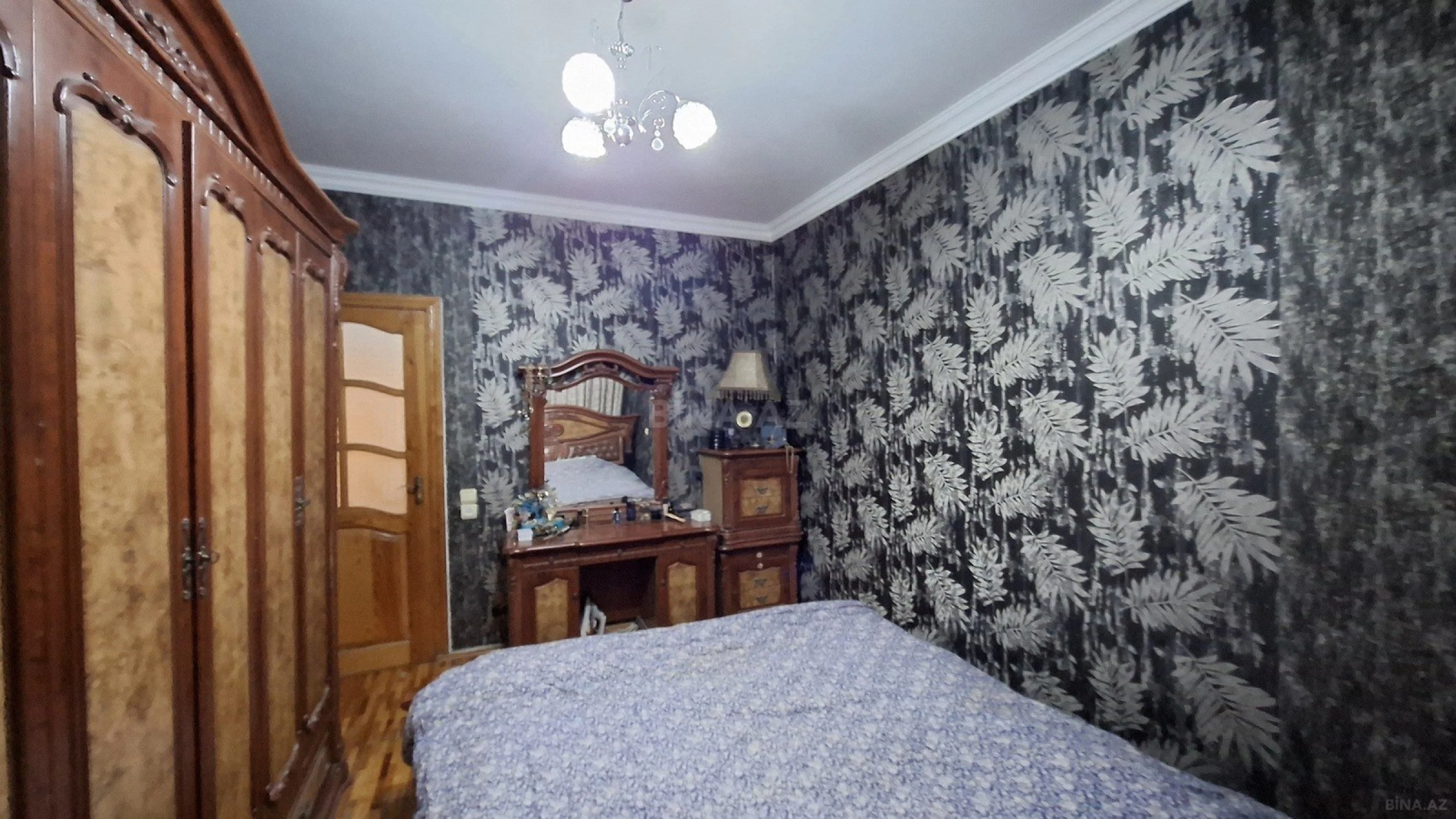 Satılır 4 otaqlı mənzil 100 m²