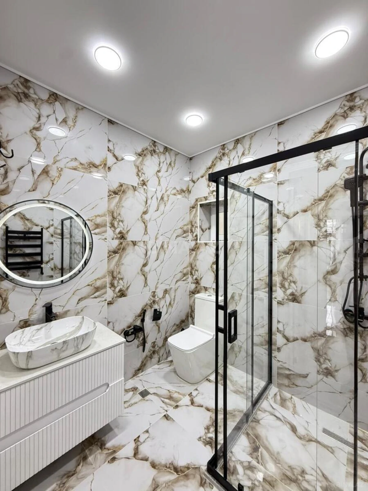 Satılır 4 otaqlı həyət evi 160 m²