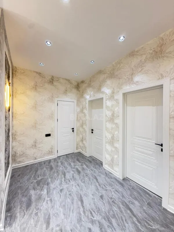 Satılır 4 otaqlı həyət evi 160 m²