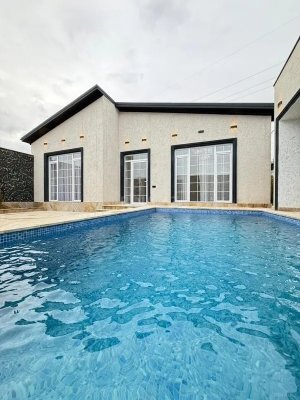 Satılır 4 otaqlı həyət evi 160 m²