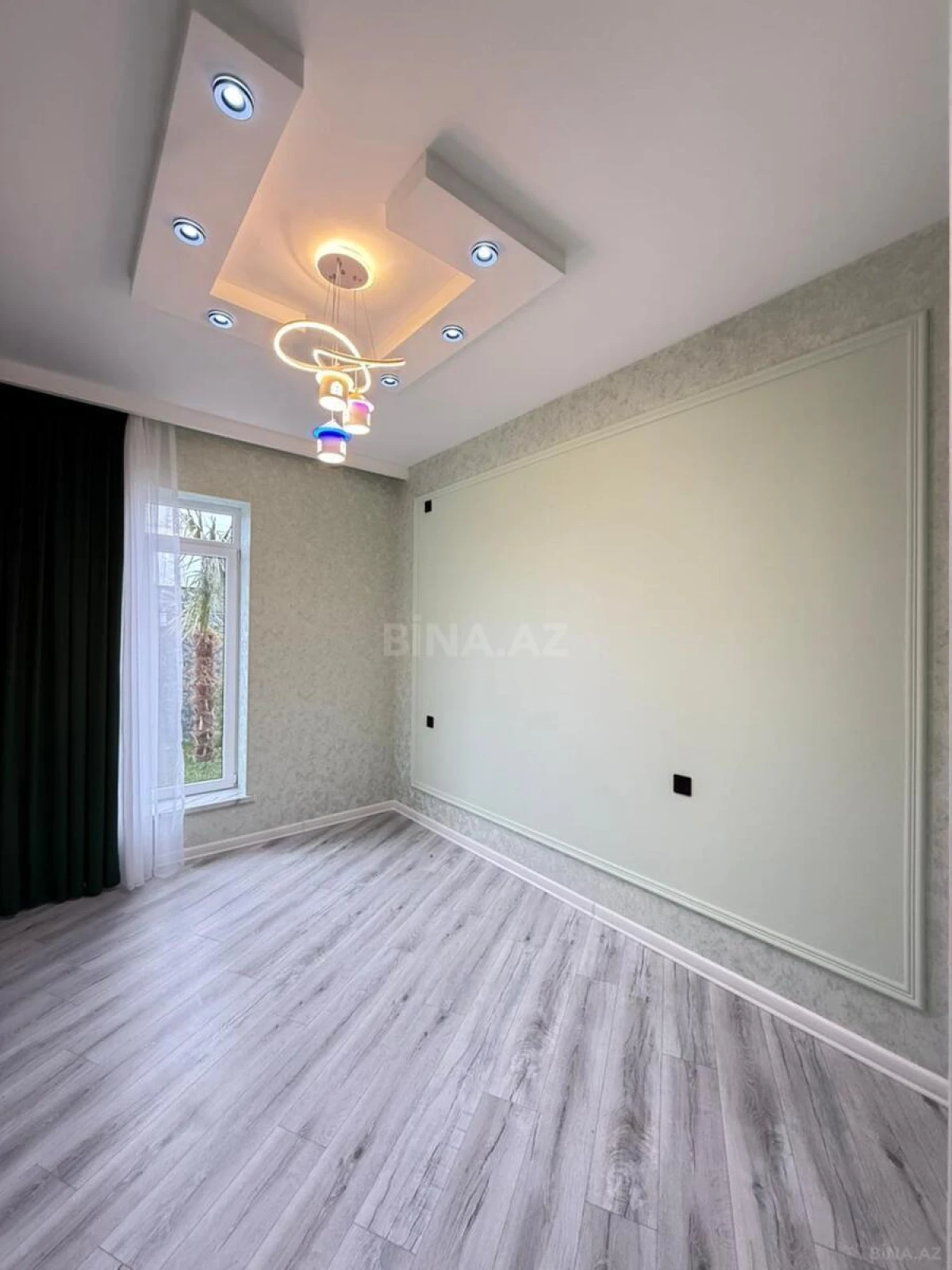 Satılır 4 otaqlı həyət evi 160 m²