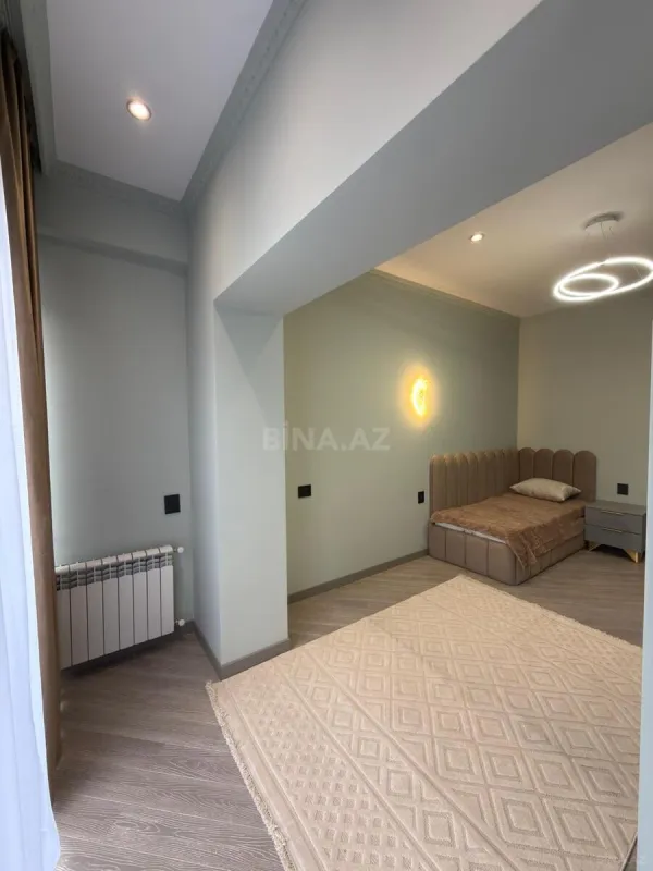Satılır 3 otaqlı mənzil 91 m²
