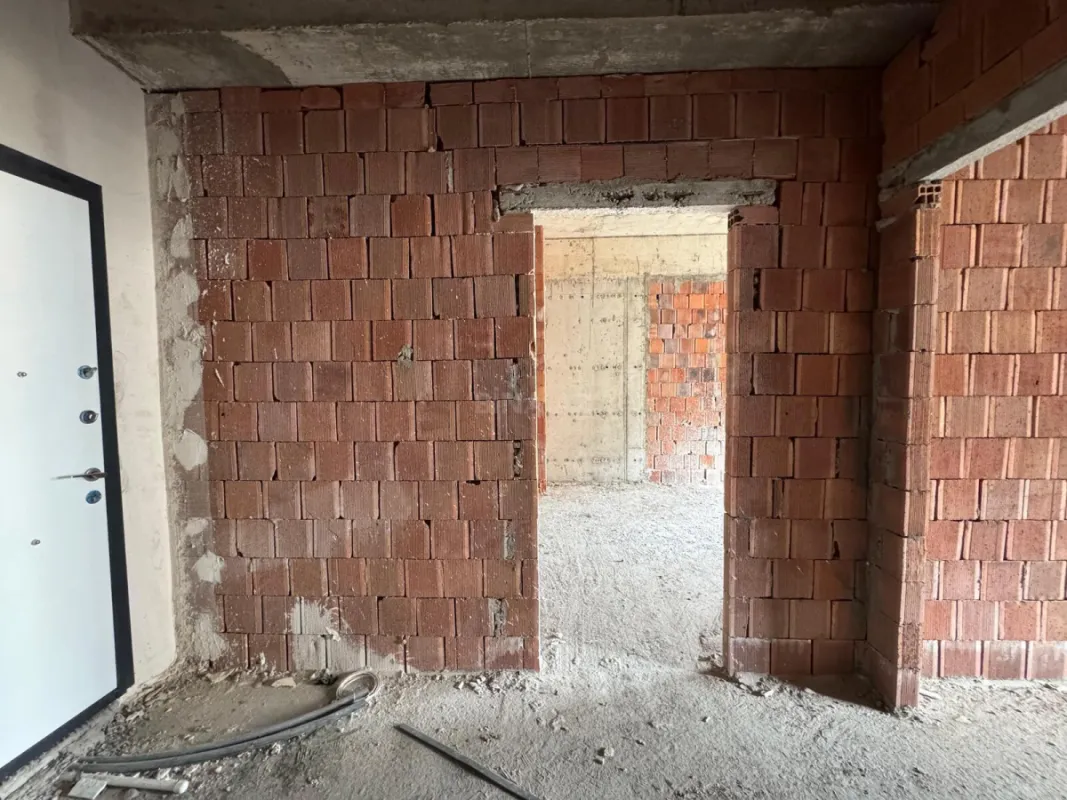 Satılır 3 otaqlı mənzil 146.7 m²