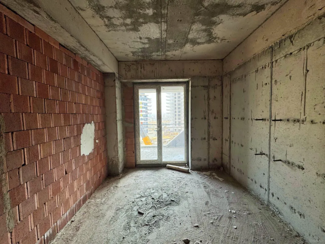 Satılır 3 otaqlı mənzil 146.7 m²