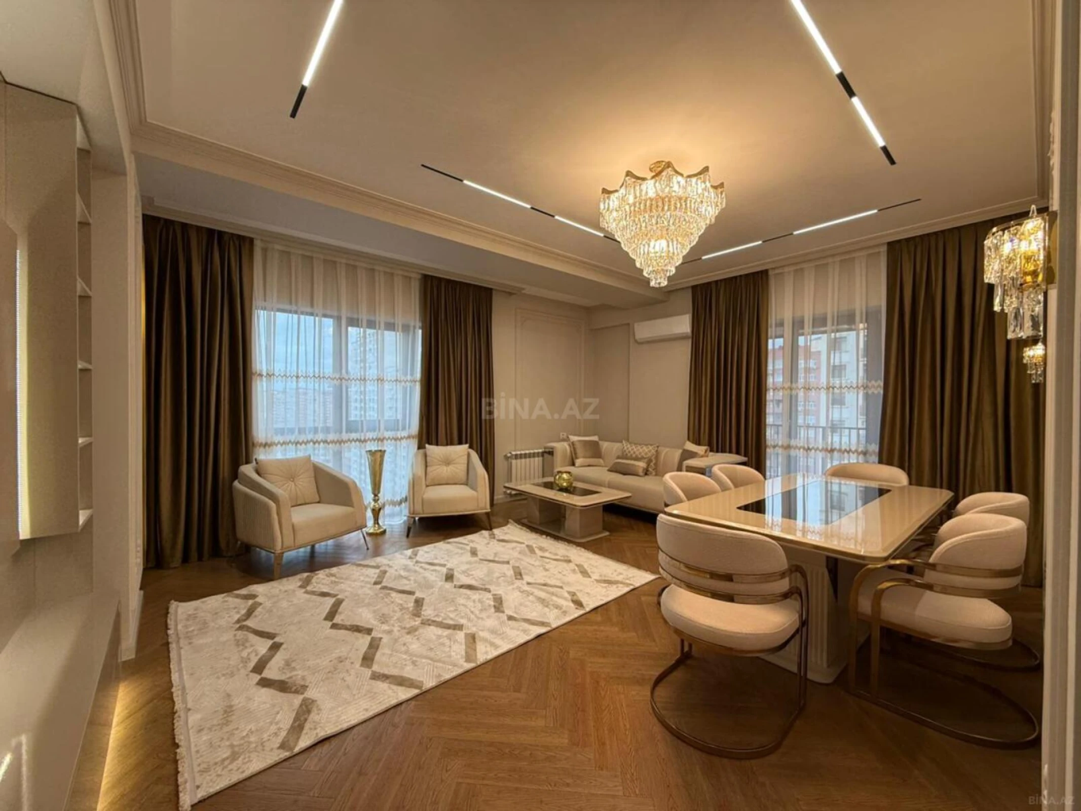 Satılır 3 otaqlı mənzil 128.5 m²