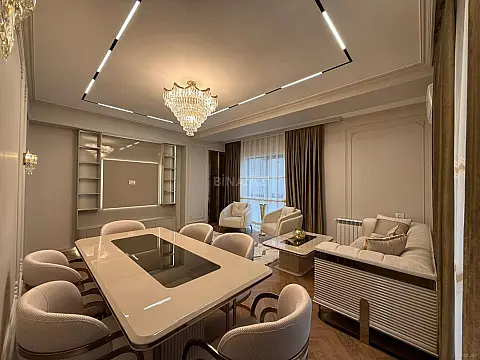 Satılır 3 otaqlı mənzil 128.5 m²