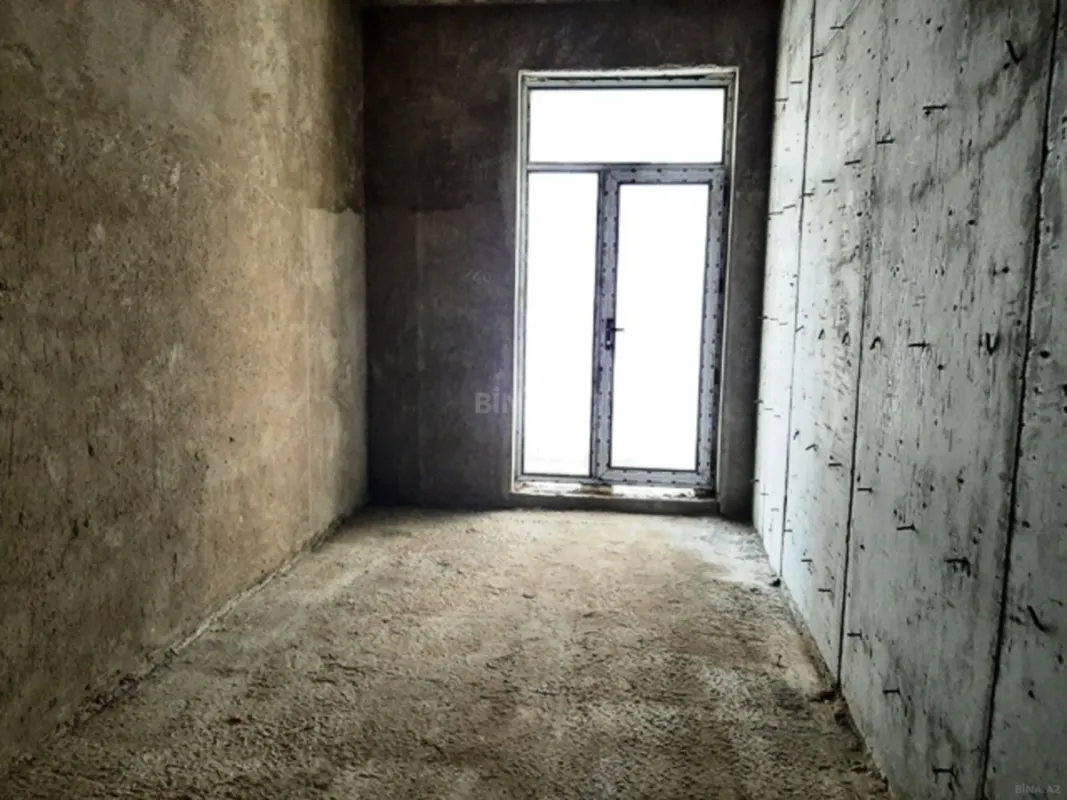 Satılır 3 otaqlı mənzil 106 m²