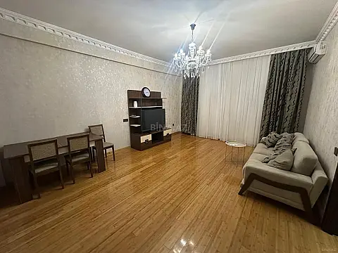 Kirayə verilir 2 otaqlı mənzil 70 m² — Bakı, Xətai 2 otaq 70.00 m²