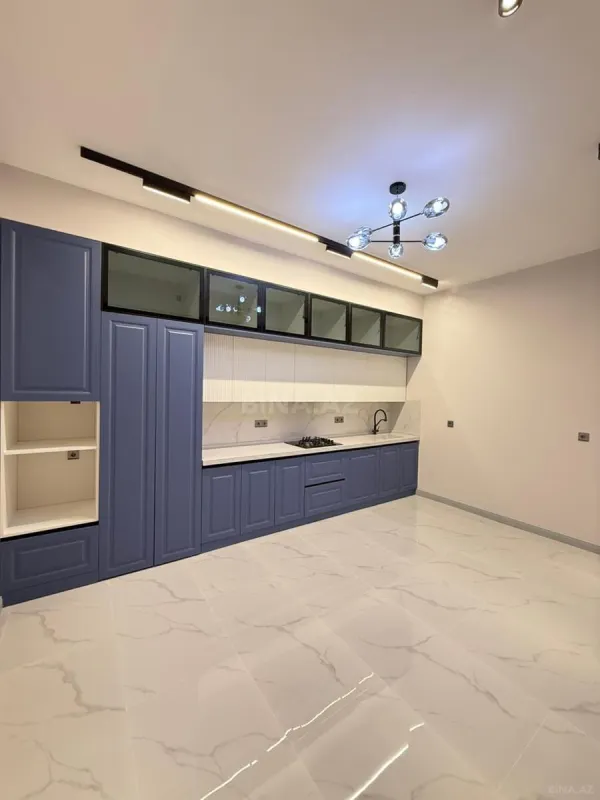 Satılır 5 otaqlı həyət evi 200 m²