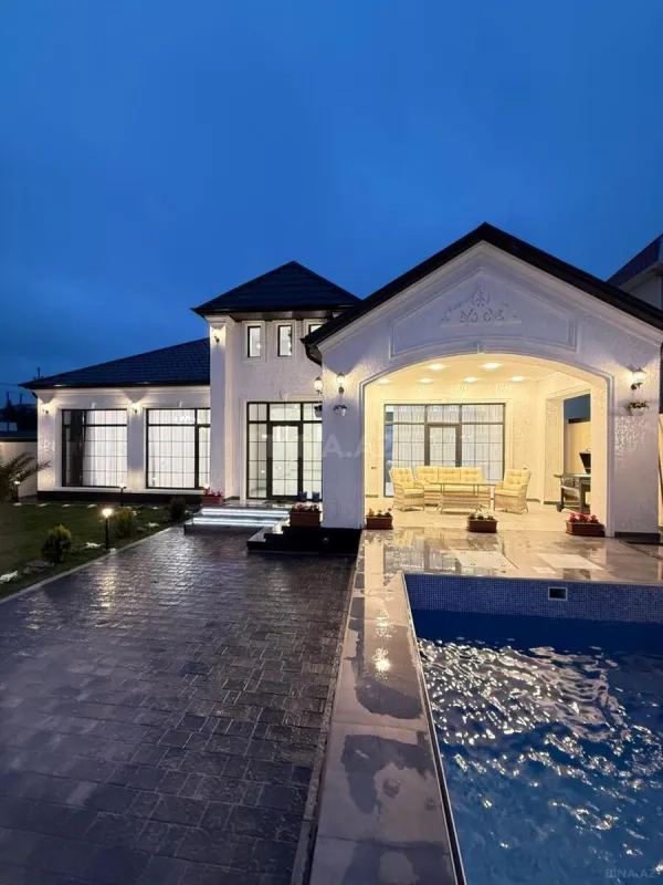 Satılır 5 otaqlı həyət evi 200 m²