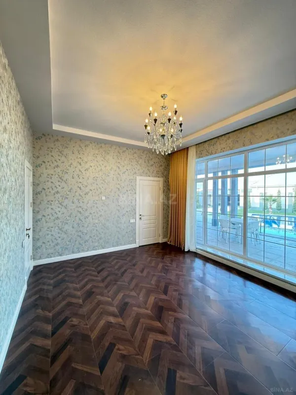 Satılır 5 otaqlı həyət evi 246 m²