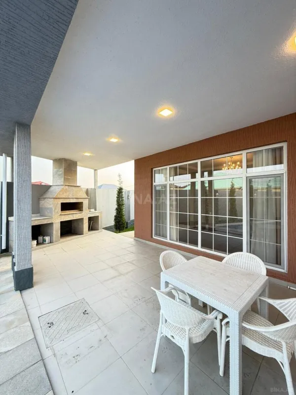 Satılır 5 otaqlı həyət evi 246 m²