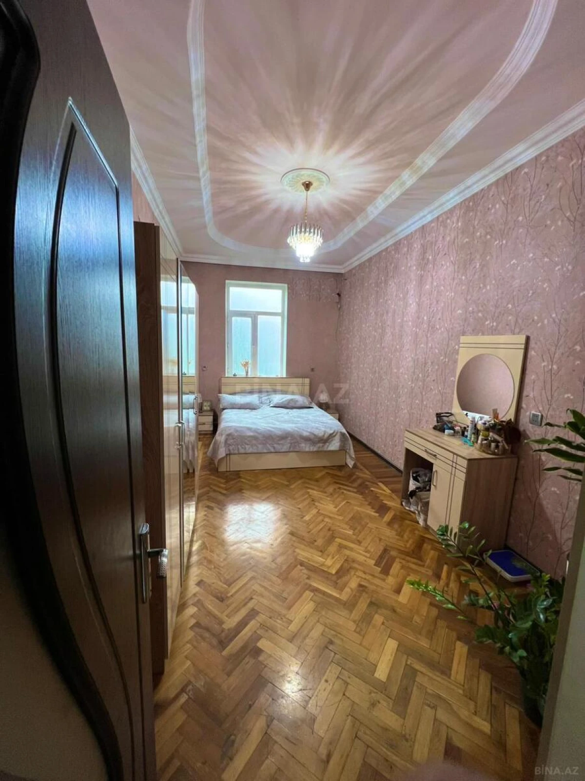Satılır 2 otaqlı mənzil 65 m²