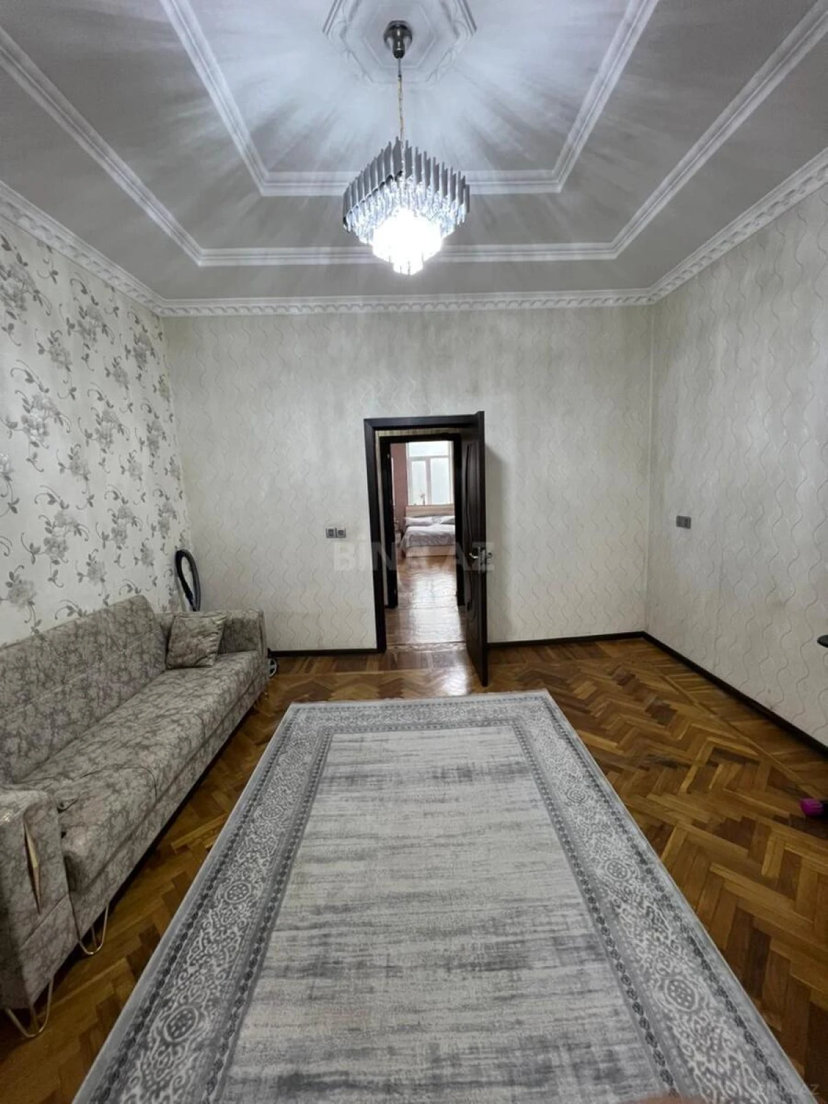 Satılır 2 otaqlı mənzil 65 m²