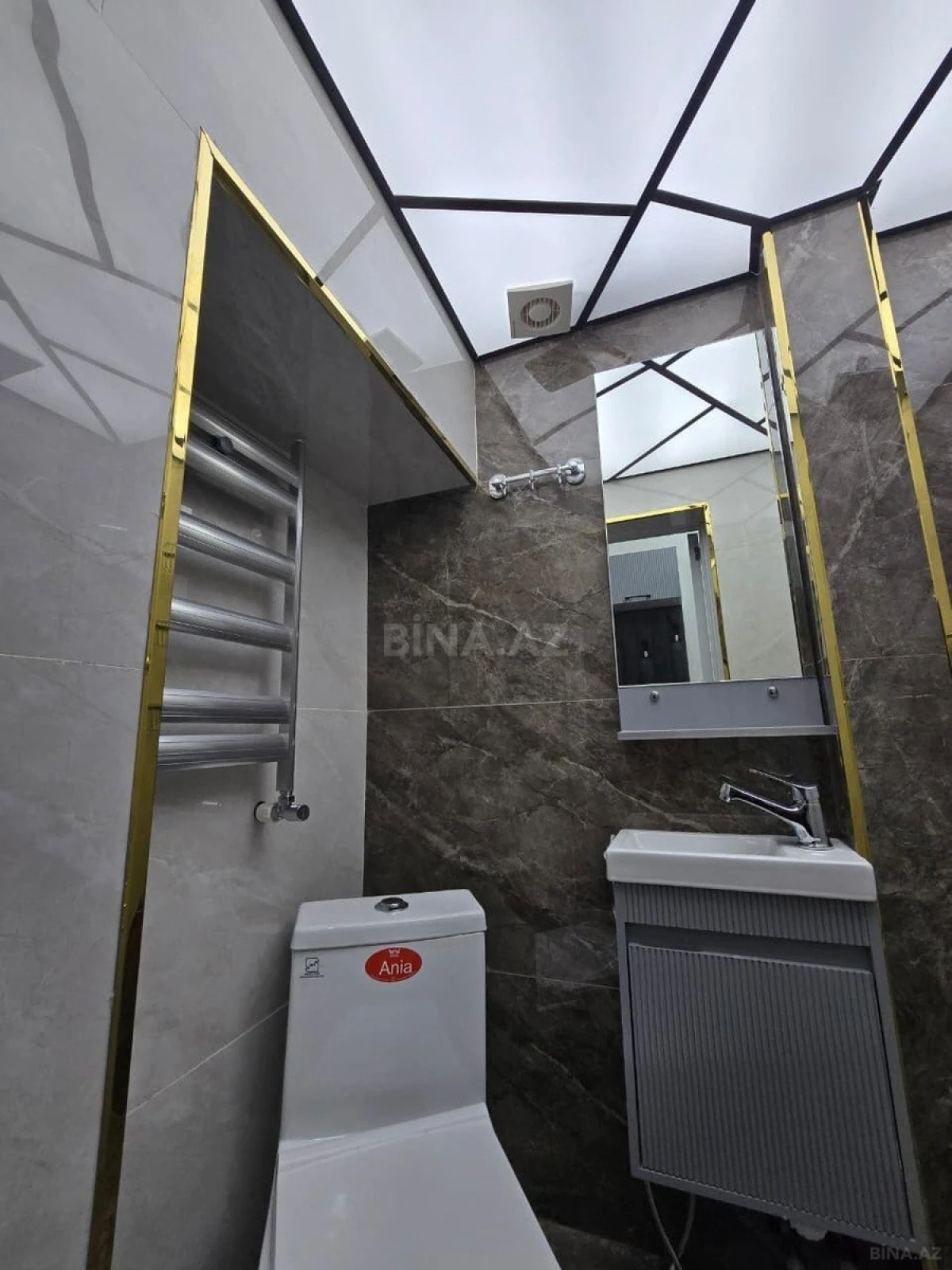 Satılır 2 otaqlı mənzil 55 m²