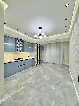 Satılır 4 otaqlı mənzil 180 m²