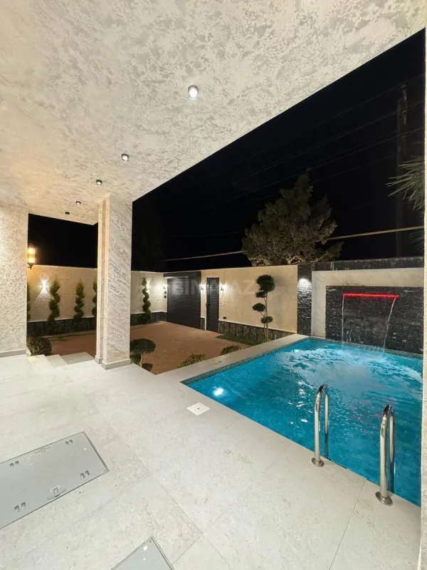 Satılır 4 otaqlı həyət evi 170 m²