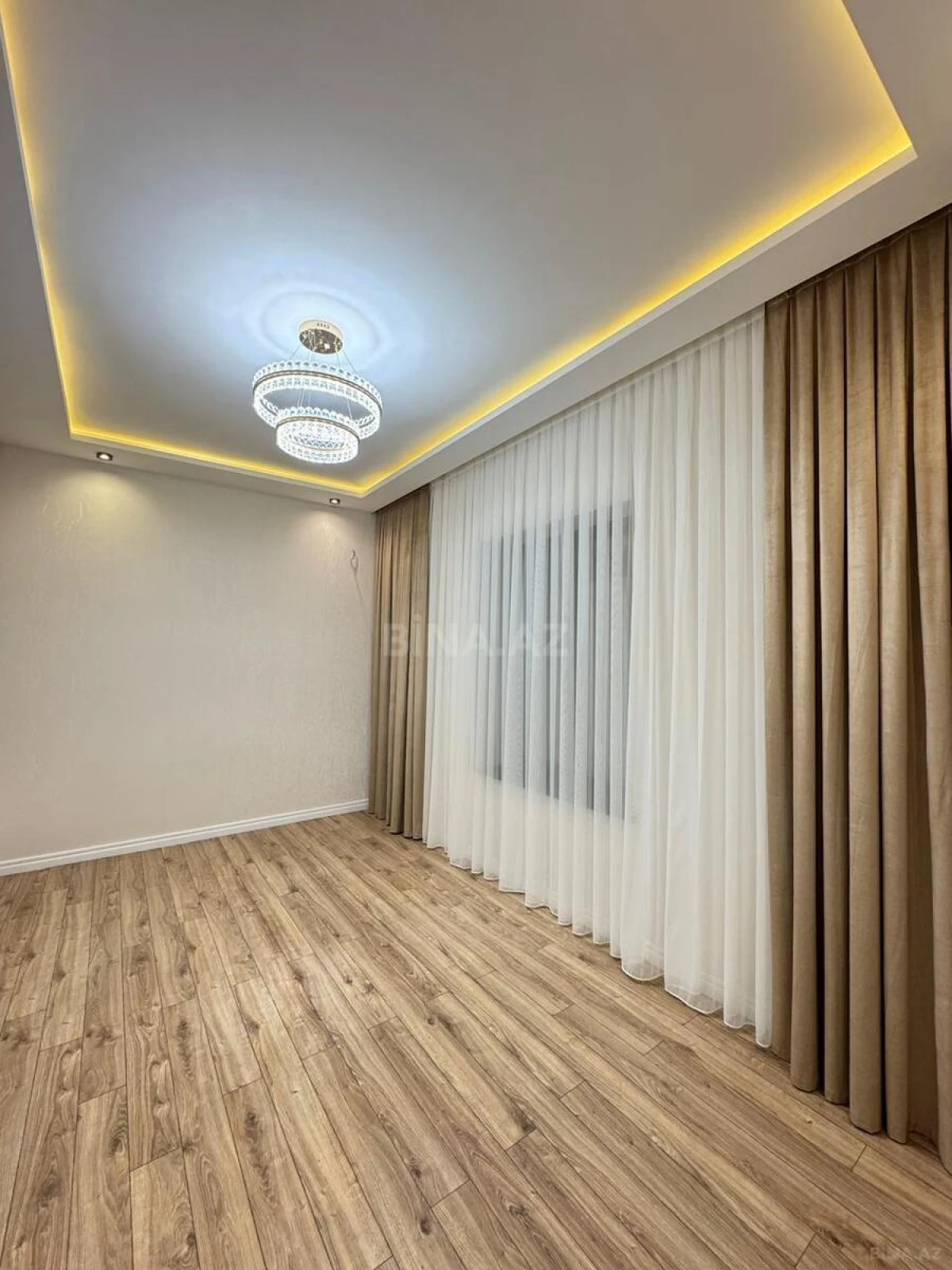 Satılır 4 otaqlı həyət evi 170 m²
