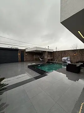 Satılır 4 otaqlı həyət evi 250 m²