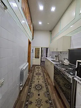 Kirayə verilir 3 otaqlı mənzil 110 m² — Bakı, Nizami 3 otaq 110.00 m²