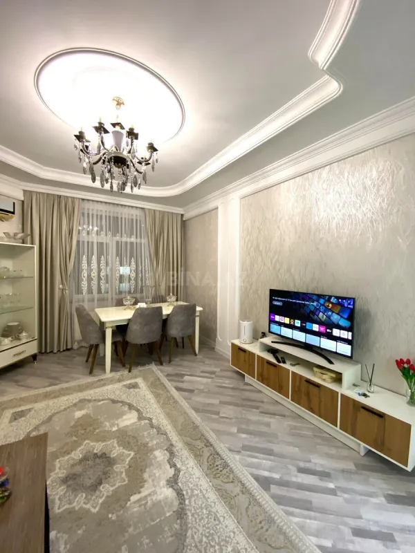 Satılır 2 otaqlı mənzil 65 m²
