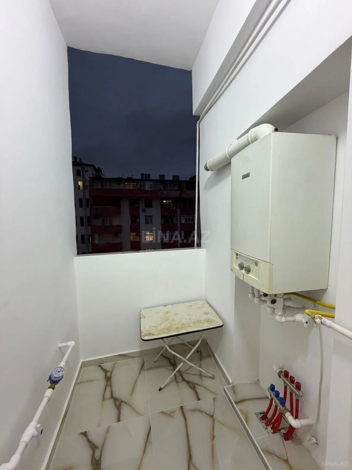 Satılır 2 otaqlı mənzil 75 m²
