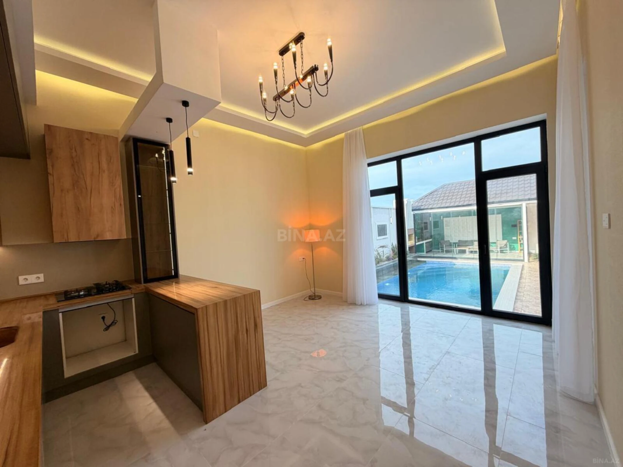 Satılır 4 otaqlı həyət evi 180 m²