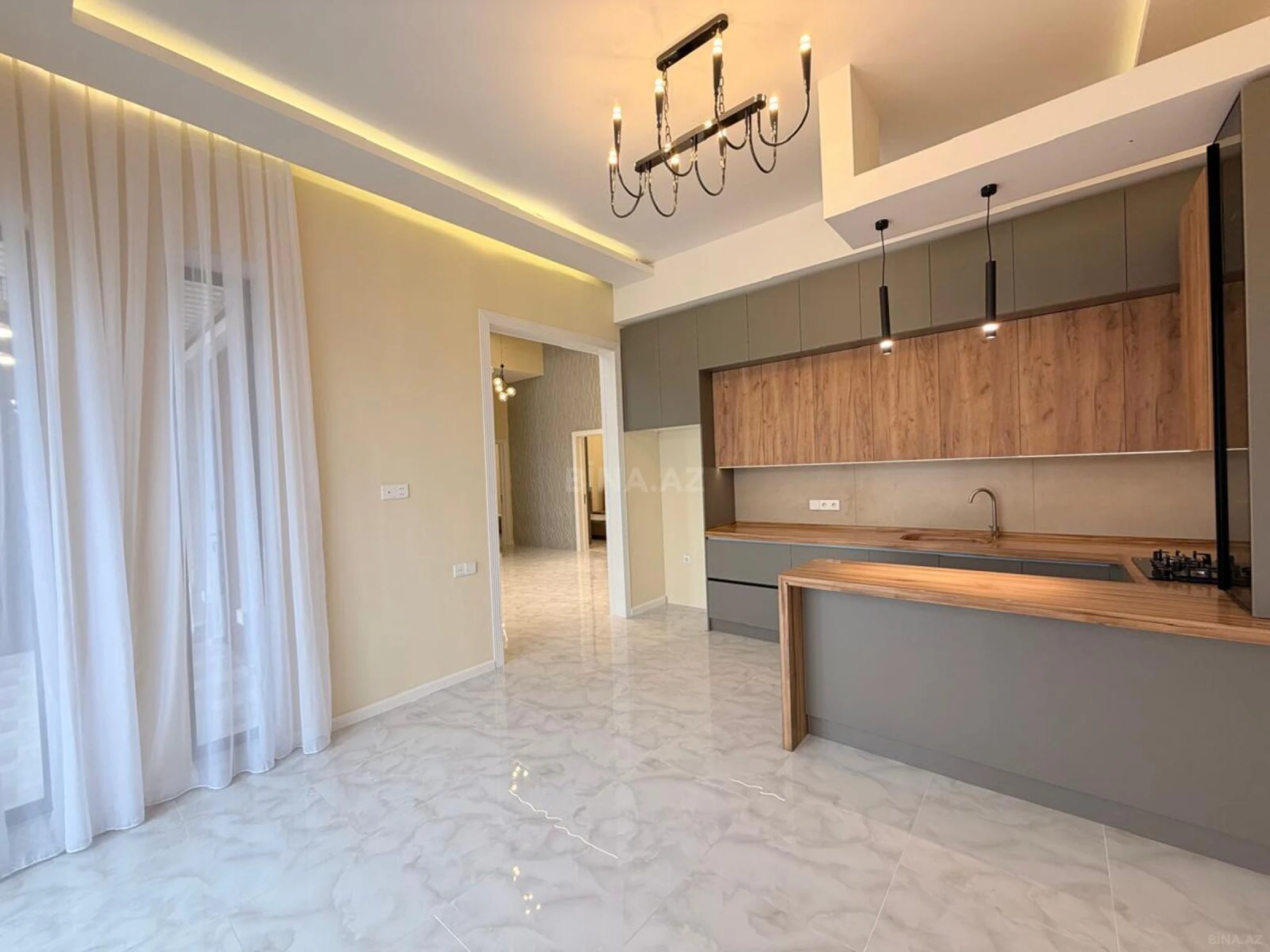 Satılır 4 otaqlı həyət evi 180 m²