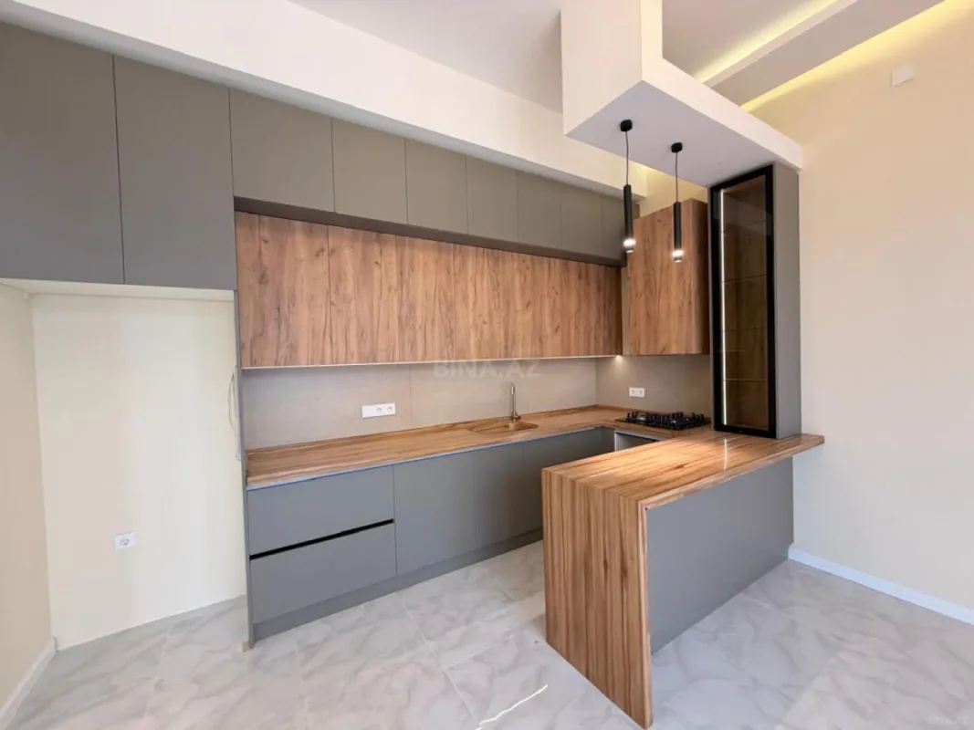 Satılır 4 otaqlı həyət evi 180 m²